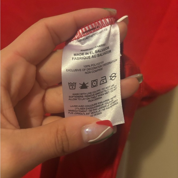 Nike Youth/Kids Bold Red Short Sleeve Tee - Picture 3 of 3